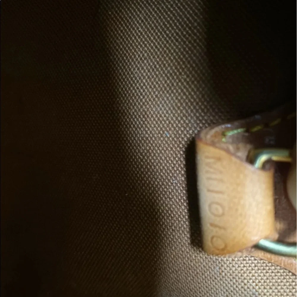 Authentic Louis Vuitton Monogram Ellipse Tote Handbag - Picture 11 of 14